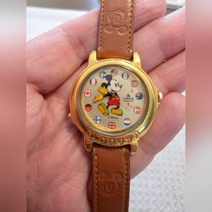 Vintage Lorus Mickey Mouse Musical Gold Watch